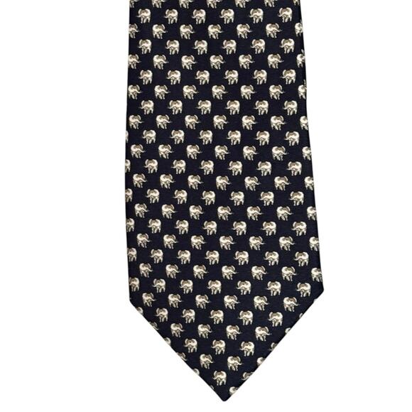 Thailand Men's Deep Navy Hand-Made 100% Silk Tie Elephant Print Eclectic‎ Preppy - Picture 1 of 7